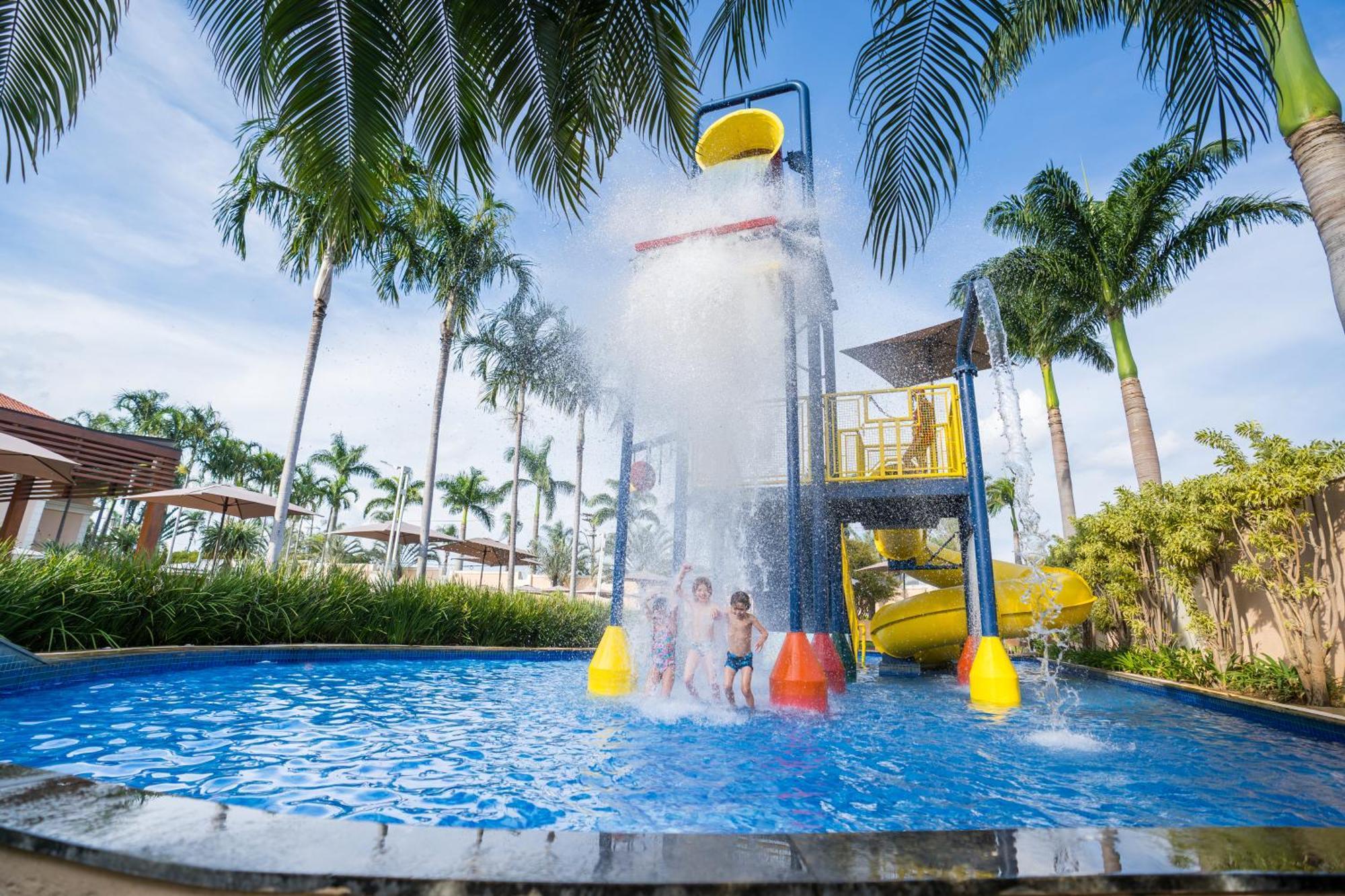 Royal Palm Plaza Resort กังปินาส ภายนอก รูปภาพ